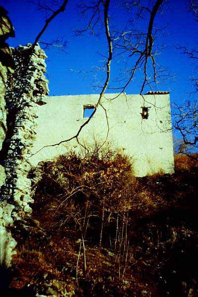 Die Ruinen von Chateauneuf bei La Palud