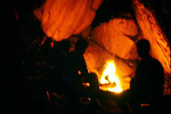 Eine Lagerfeuerromantik am Imbut.