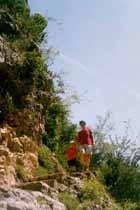 Mit kleinen Kindern kann von hier ab noch einige hundert Meter auf dem Sentier Martel von Point Sublime zu La Maline gefahrlos weiter spaziert werden